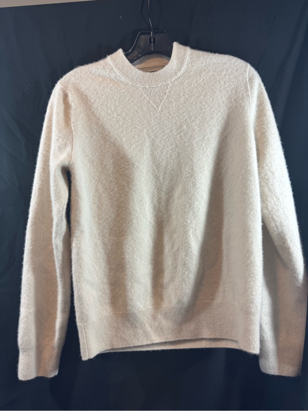 Banana Republic women Cream Crewneck Sweater M